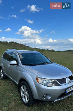 Позашляховик / Кросовер Mitsubishi Outlander 2008 в 