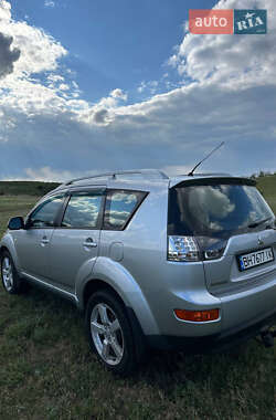 Позашляховик / Кросовер Mitsubishi Outlander 2008 в 