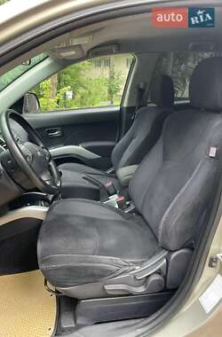 Внедорожник / Кроссовер Mitsubishi Outlander 2007 в 