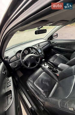 Позашляховик / Кросовер Mitsubishi Outlander 2006 в 