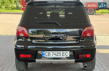 Внедорожник / Кроссовер Mitsubishi Outlander 2006 в 