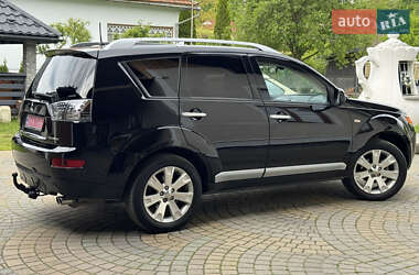 Внедорожник / Кроссовер Mitsubishi Outlander 2009 в 