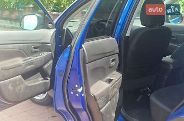 Позашляховик / Кросовер Mitsubishi Outlander 2014 в 