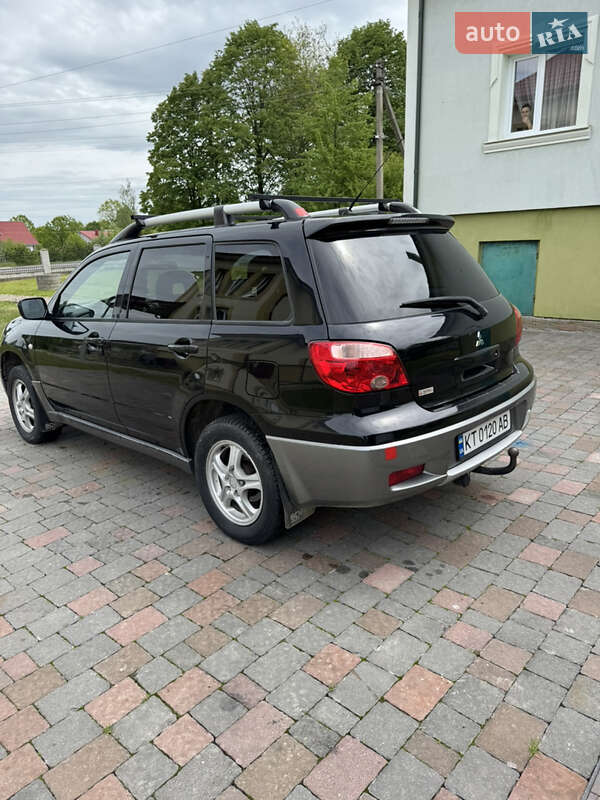Внедорожник / Кроссовер Mitsubishi Outlander 2006 в Надворной