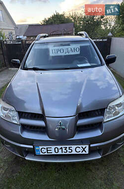 Внедорожник / Кроссовер Mitsubishi Outlander 2006 в Каменной