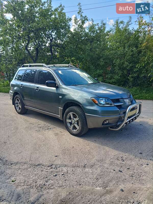 Mitsubishi Outlander 2003