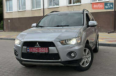 Позашляховик / Кросовер Mitsubishi Outlander 2011 в Звягелі