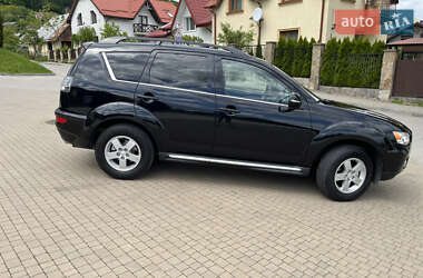 Внедорожник / Кроссовер Mitsubishi Outlander 2011 в 