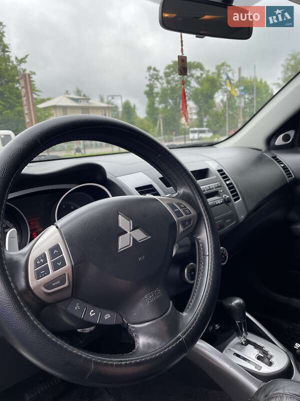 Внедорожник / Кроссовер Mitsubishi Outlander 2008 в Богородчанах