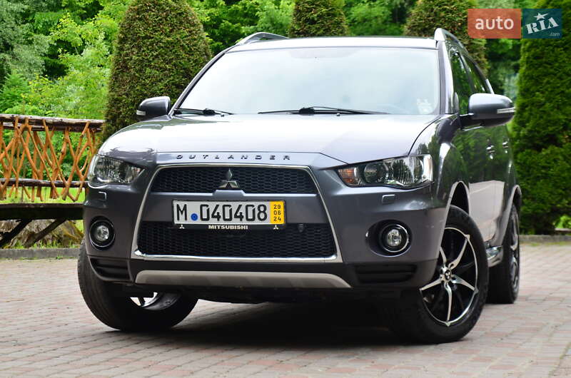 Mitsubishi Outlander 2011