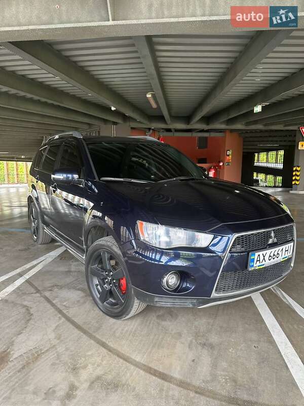 Mitsubishi Outlander 2010