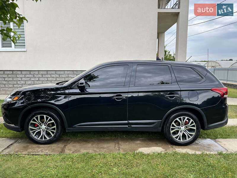 Внедорожник / Кроссовер Mitsubishi Outlander 2015 в Тернополе