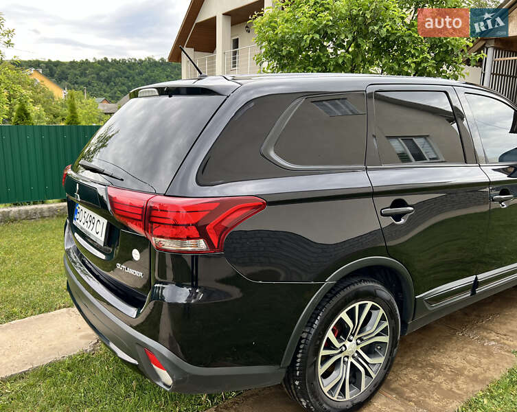 Внедорожник / Кроссовер Mitsubishi Outlander 2015 в Тернополе