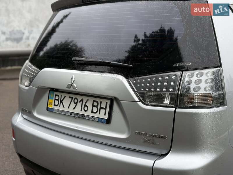 Внедорожник / Кроссовер Mitsubishi Outlander 2007 в Ровно