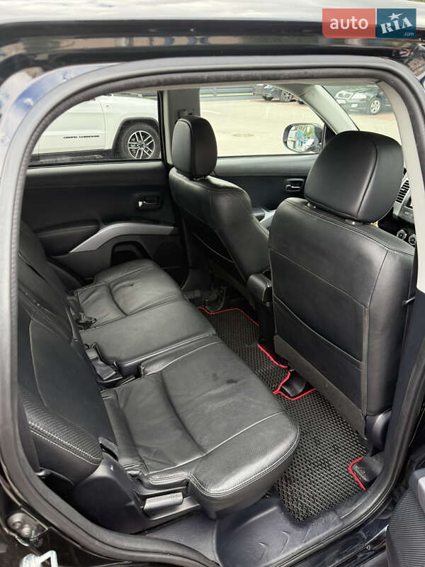 Позашляховик / Кросовер Mitsubishi Outlander 2012 в Черкасах