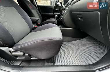Внедорожник / Кроссовер Mitsubishi Outlander 2008 в 
