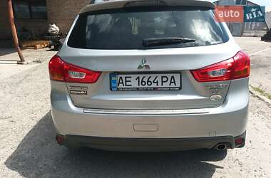 Позашляховик / Кросовер Mitsubishi Outlander 2015 в Дніпрі