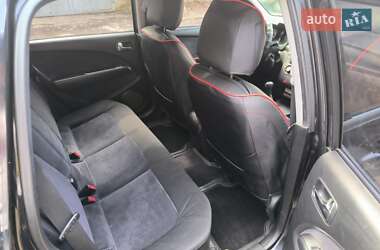 Внедорожник / Кроссовер Mitsubishi Outlander 2006 в 