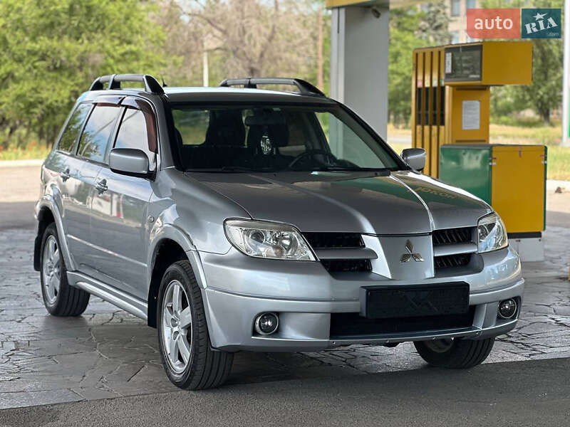 Внедорожник / Кроссовер Mitsubishi Outlander 2008 в Днепре