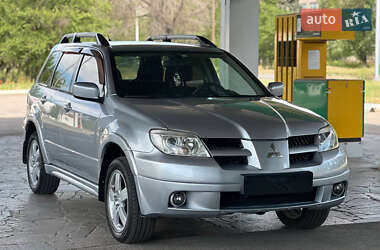 Внедорожник / Кроссовер Mitsubishi Outlander 2008 в 