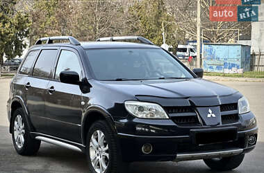 Позашляховик / Кросовер Mitsubishi Outlander 2008 в 