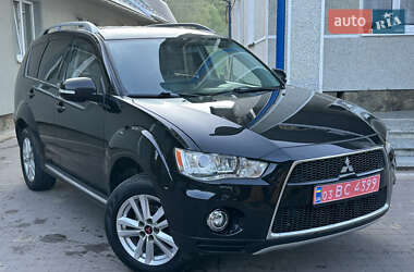 Внедорожник / Кроссовер Mitsubishi Outlander 2010 в Коломые