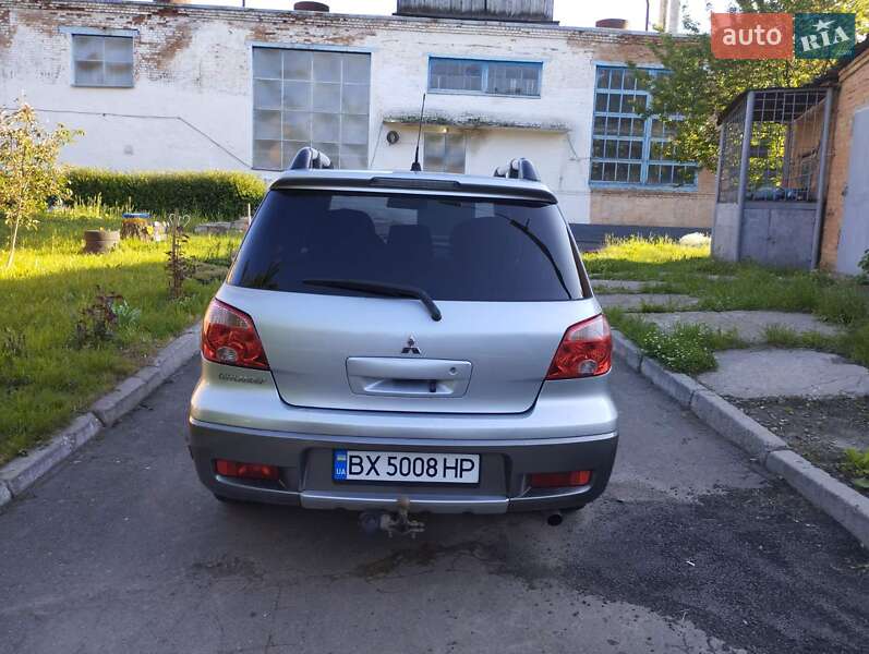 Внедорожник / Кроссовер Mitsubishi Outlander 2008 в Хмельницком