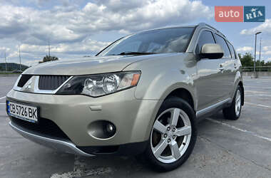Внедорожник / Кроссовер Mitsubishi Outlander 2007 в Киеве