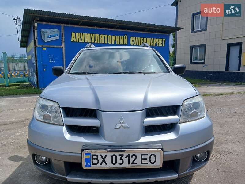 Позашляховик / Кросовер Mitsubishi Outlander 2007 в Дунаївцях