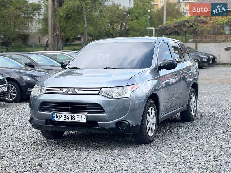 Mitsubishi Outlander 2013
