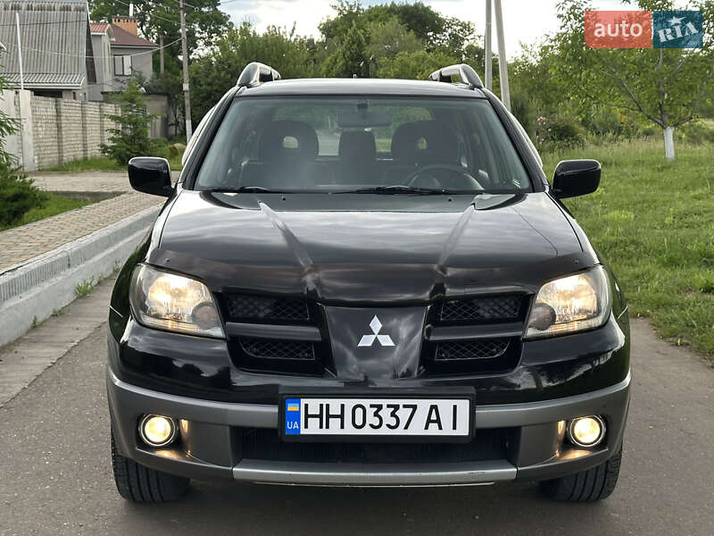 Внедорожник / Кроссовер Mitsubishi Outlander 2004 в Одессе