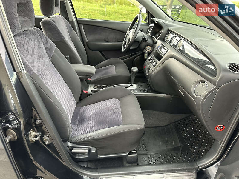 Внедорожник / Кроссовер Mitsubishi Outlander 2004 в Одессе
