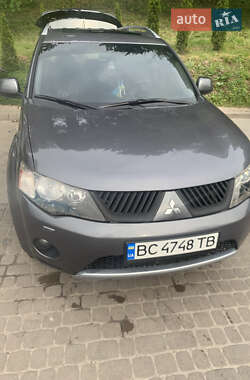 Позашляховик / Кросовер Mitsubishi Outlander 2008 в 