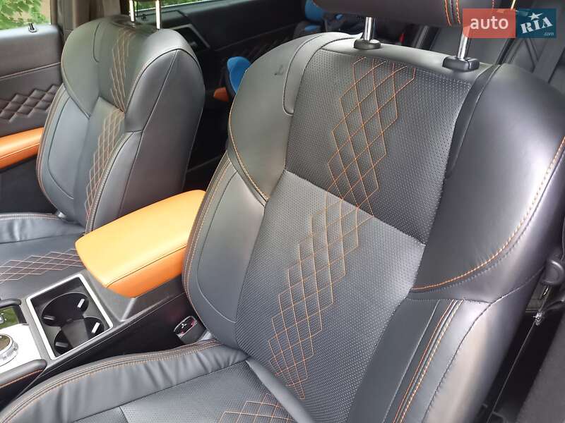 Позашляховик / Кросовер Mitsubishi Outlander 2022 в Черкасах