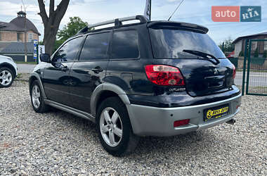 Внедорожник / Кроссовер Mitsubishi Outlander 2006 в 