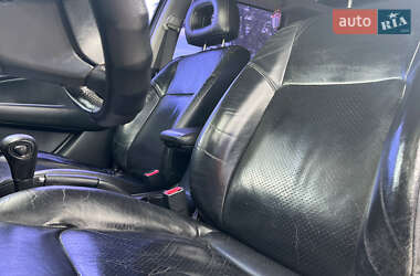 Внедорожник / Кроссовер Mitsubishi Outlander 2006 в 