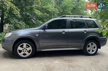 Внедорожник / Кроссовер Mitsubishi Outlander 2008 в 