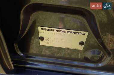 Внедорожник / Кроссовер Mitsubishi Outlander 2012 в 