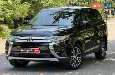 Внедорожник / Кроссовер Mitsubishi Outlander 2018 в Запорожье