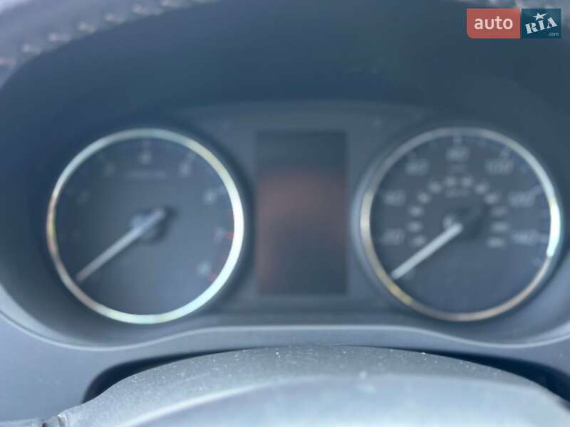 Внедорожник / Кроссовер Mitsubishi Outlander 2019 в Броварах