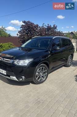 Внедорожник / Кроссовер Mitsubishi Outlander 2014 в Днепре