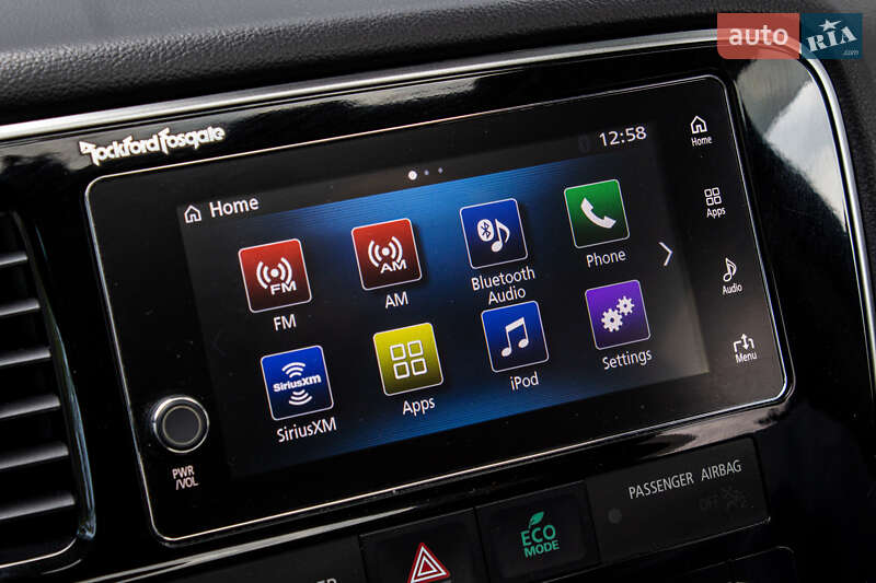 Внедорожник / Кроссовер Mitsubishi Outlander 2017 в Львове