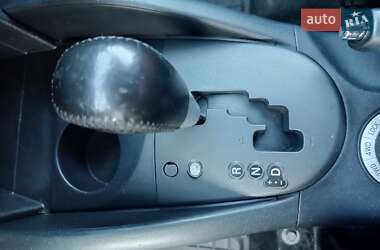 Внедорожник / Кроссовер Mitsubishi Outlander 2011 в 