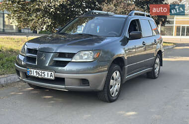 Внедорожник / Кроссовер Mitsubishi Outlander 2003 в 