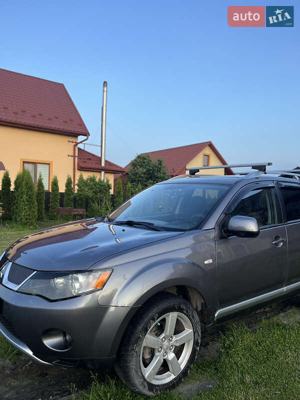 Mitsubishi Outlander 2008