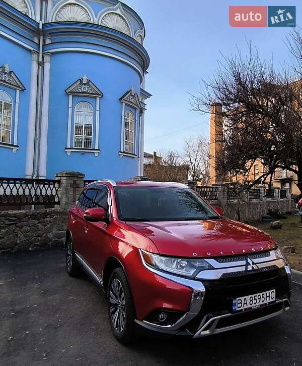 Mitsubishi Outlander 2018