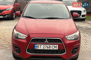 Позашляховик / Кросовер Mitsubishi Outlander 2013 в Києві