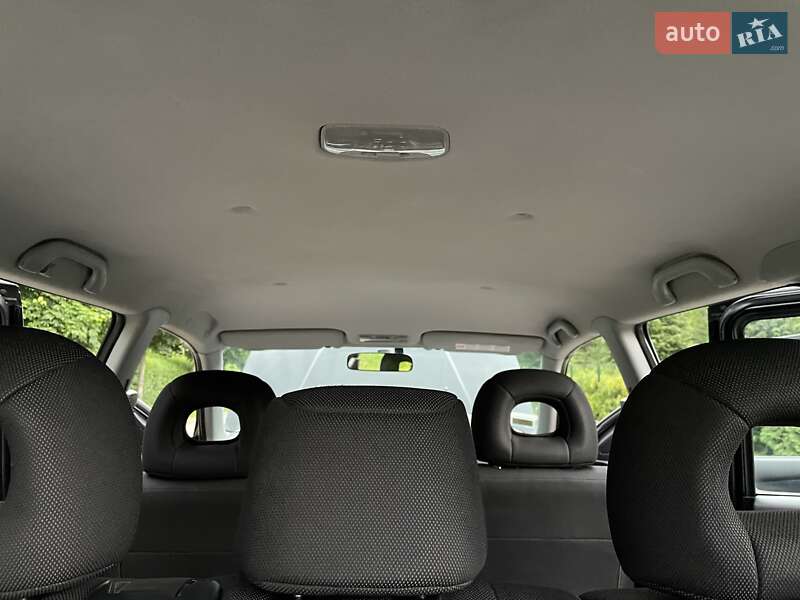 Позашляховик / Кросовер Mitsubishi Outlander 2009 в Вінниці