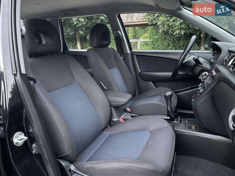 Позашляховик / Кросовер Mitsubishi Outlander 2009 в Вінниці