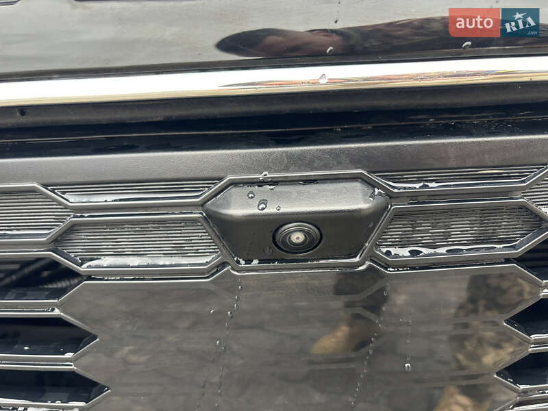 Внедорожник / Кроссовер Mitsubishi Outlander 2022 в Львове